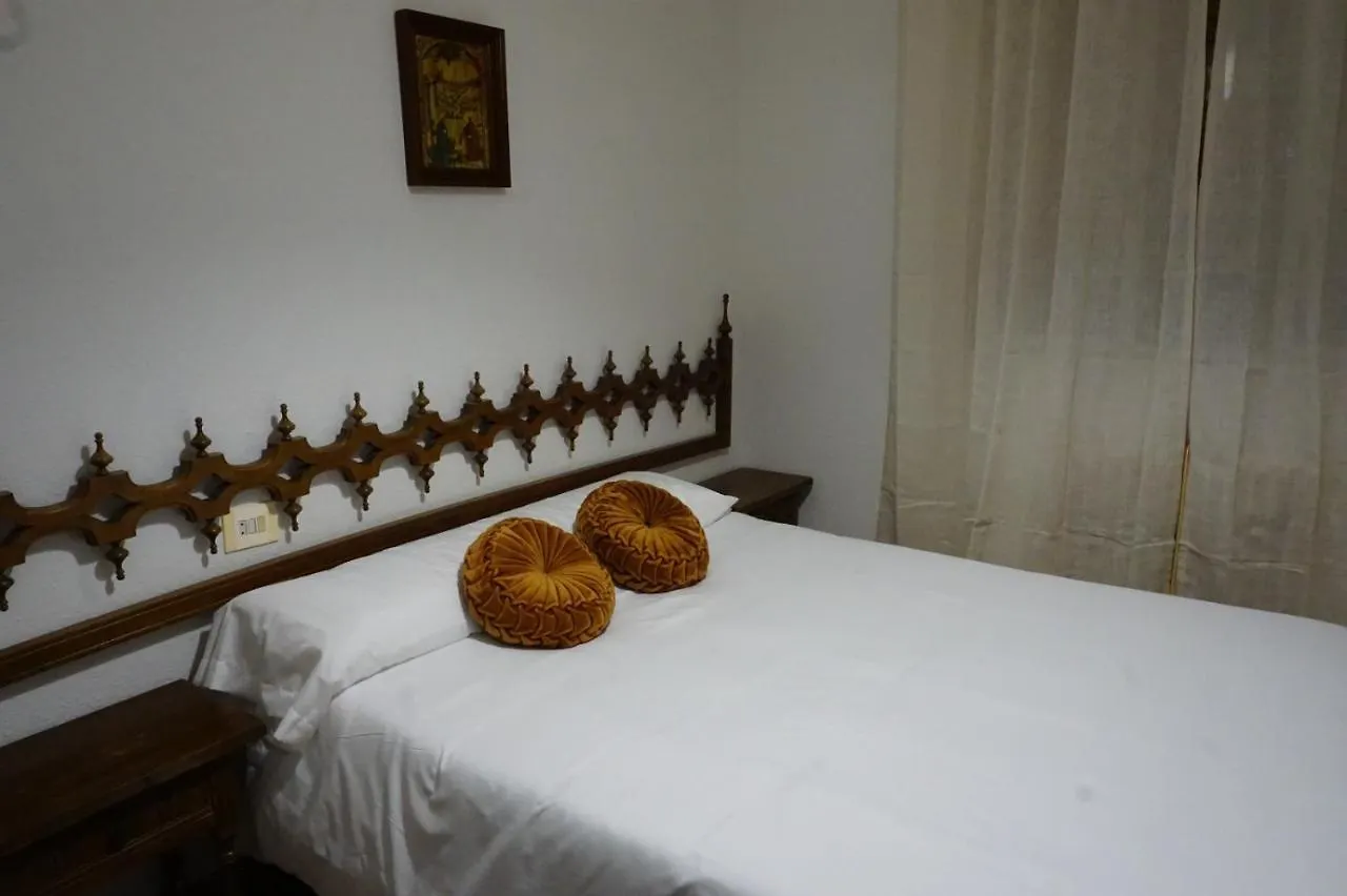 Alojamiento La Dehesilla Villa Alcala La Real