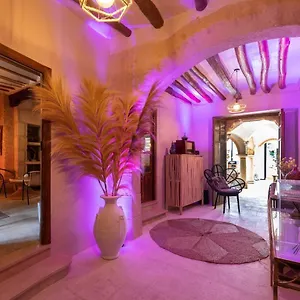  Country house Jardines De Colon